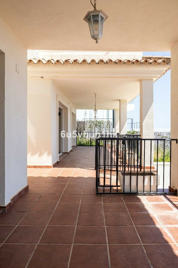 Detached Villa Benalmadena Málaga - image 35