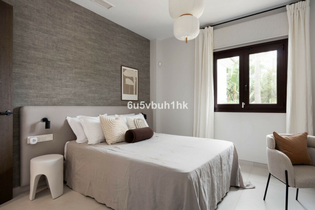 Detached Villa Marbella Málaga - image 35
