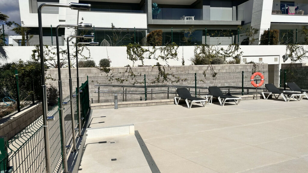 Middle Floor Apartment Selwo Málaga - image 35