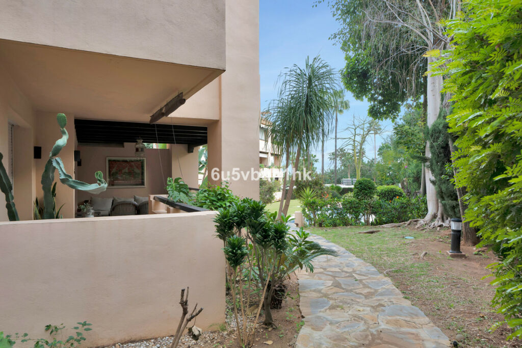 Ground Floor Apartment Nagüeles Málaga - image 36