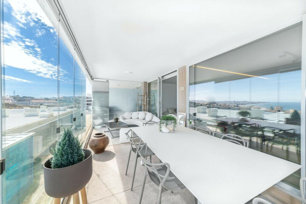 Middle Floor Apartment Fuengirola Málaga - image 31
