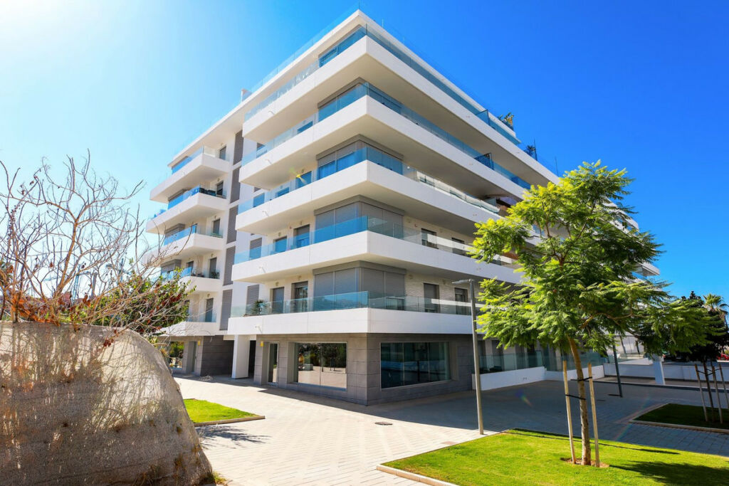 Middle Floor Apartment Nueva Andalucía Málaga - image 36