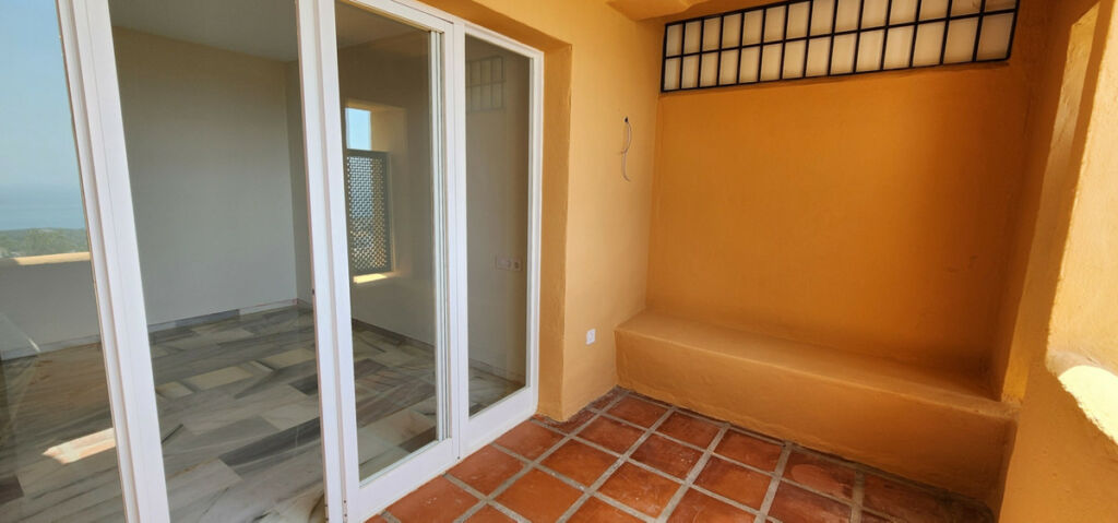 Middle Floor Apartment Calahonda Málaga - image 36