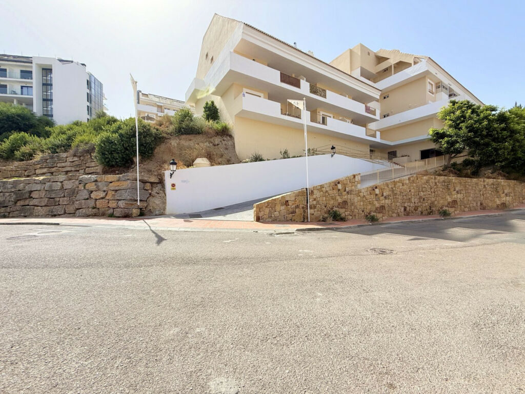 Ground Floor Apartment La Duquesa Málaga - image 36