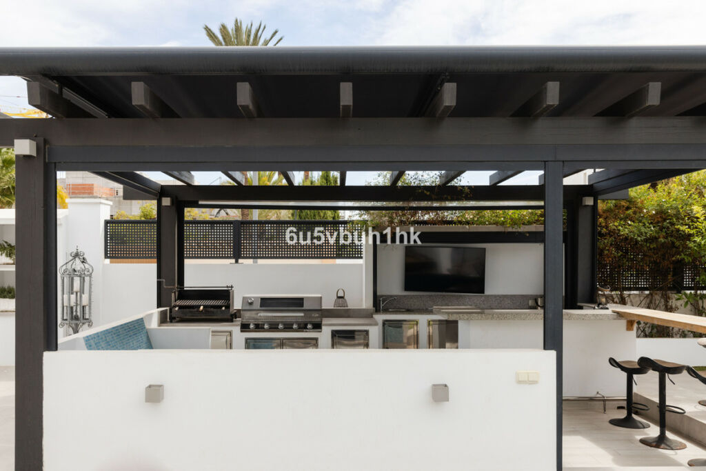 Townhouse El Rosario Málaga - image 36
