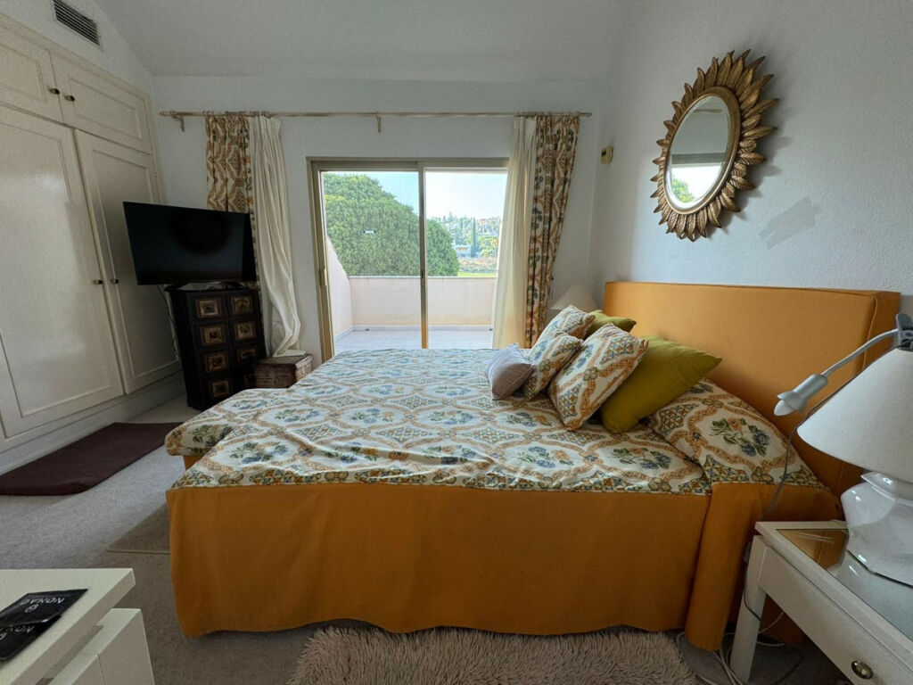 Duplex Nueva Andalucía Málaga - image 36
