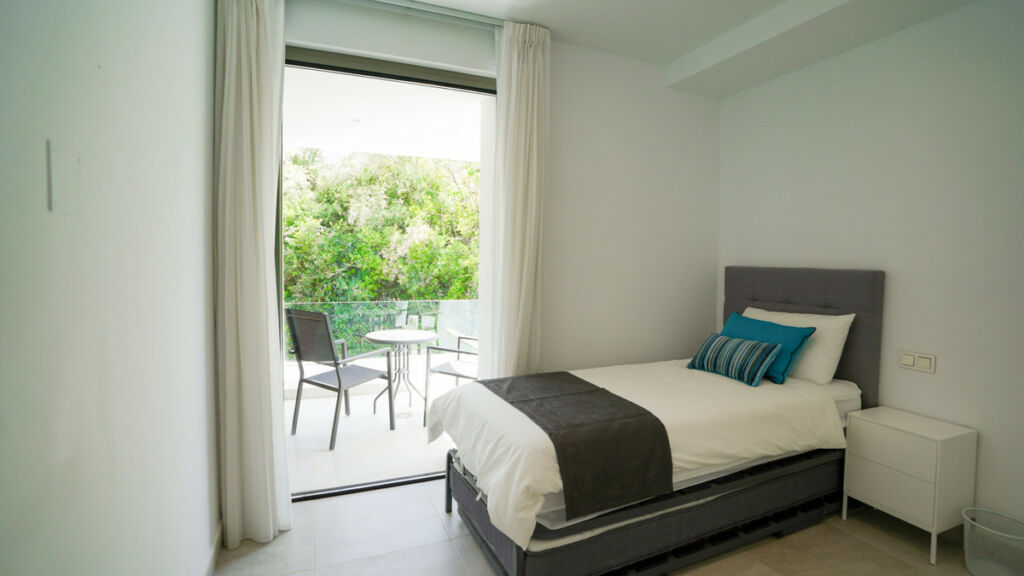 Detached Villa El Paraiso Málaga - image 36