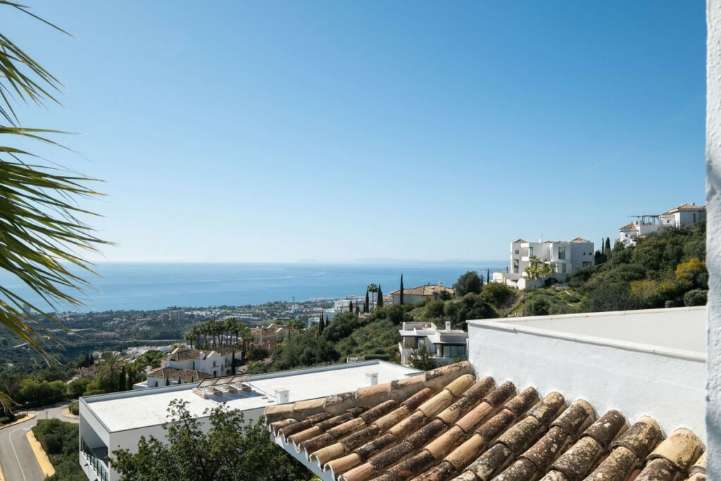 Detached Villa Marbella Málaga - image 36