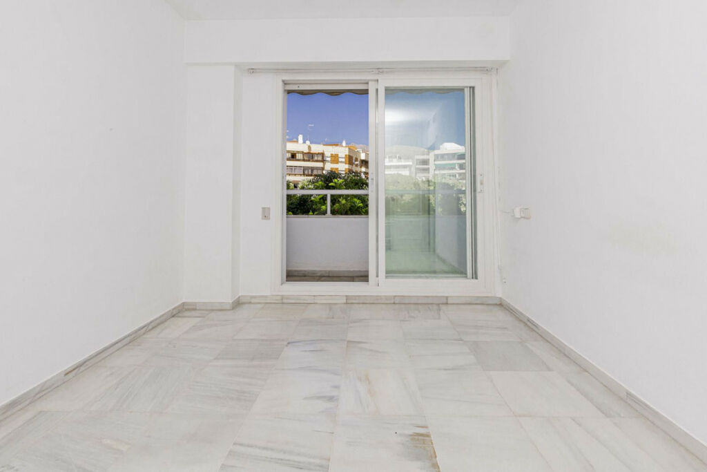 Duplex Marbella Málaga - image 32