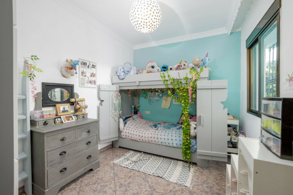 Detached Villa Riogordo Málaga - image 36