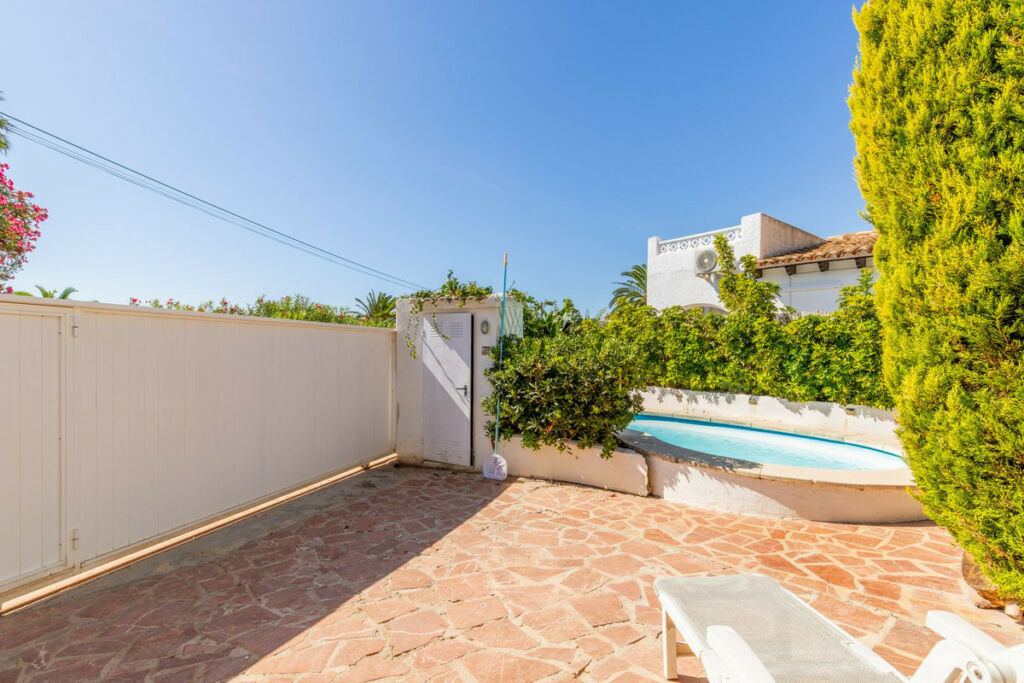 Detached Villa Moraira Alicante - image 36