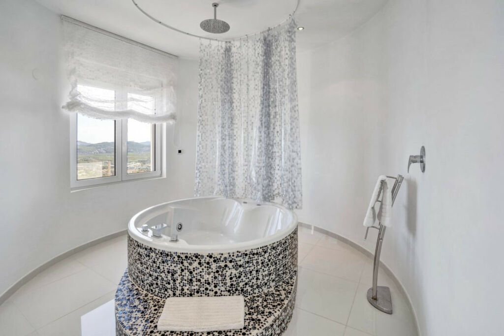 Detached Villa Javea Alicante - image 36