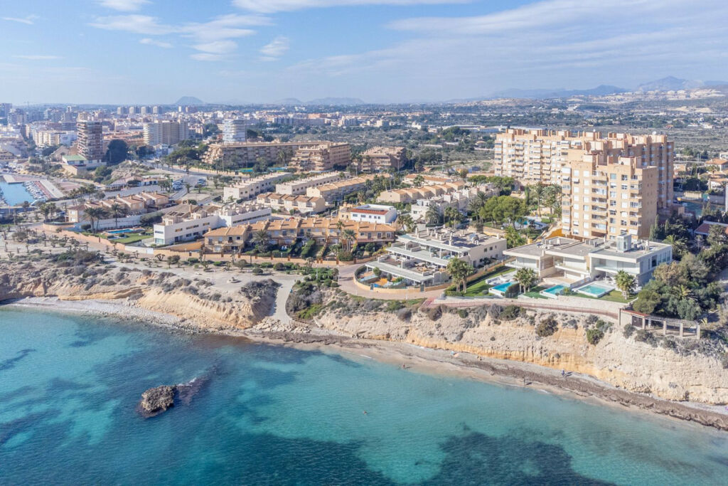 Middle Floor Apartment El Campello Alicante - image 36