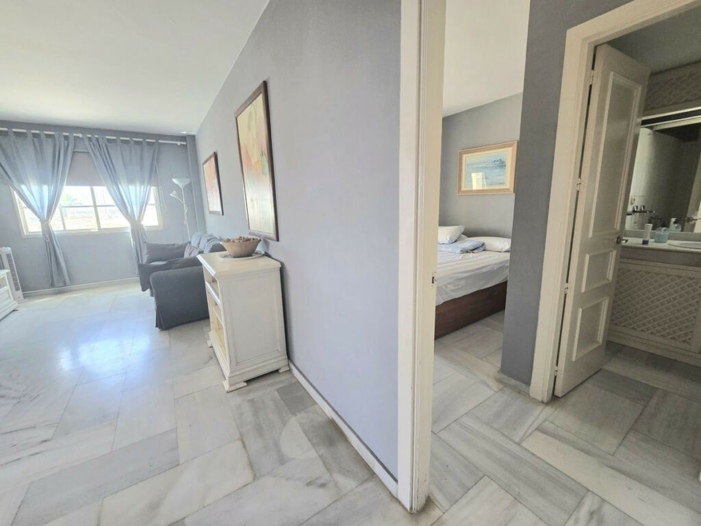 Middle Floor Apartment Benalmadena Costa Málaga - image 29