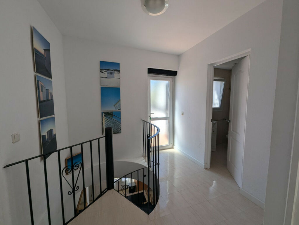 Townhouse Calahonda Málaga - image 36