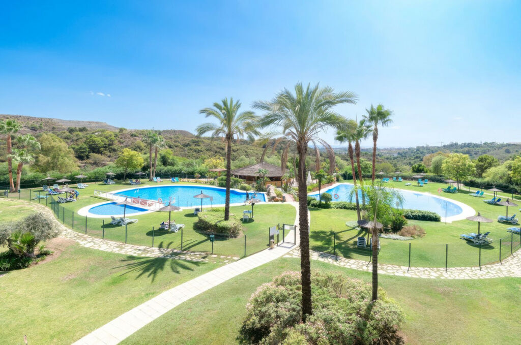 Detached Villa Benahavís Málaga - image 36