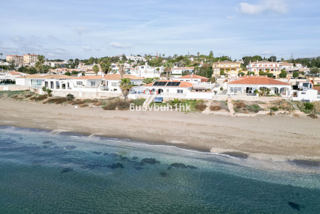 Detached Villa El Chaparral Málaga - image 36