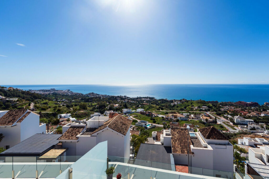 Penthouse Duplex Benalmadena Málaga - image 36