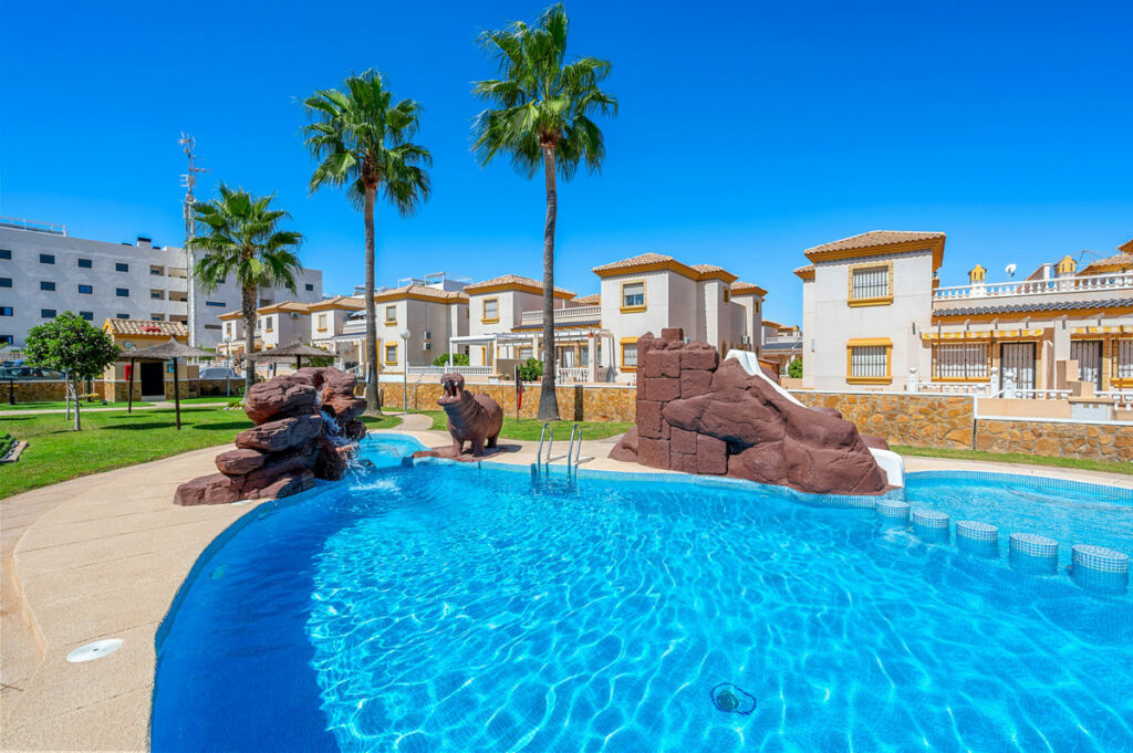 Penthouse Villamartin Alicante - image 36