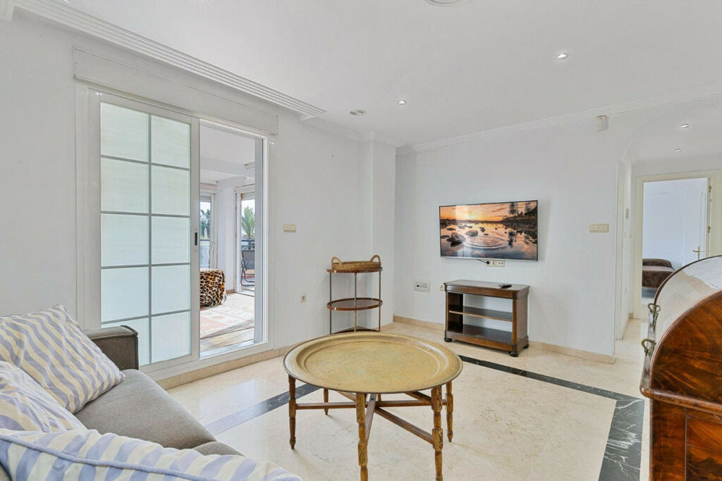 Top Floor Apartment Marbella Málaga - image 36
