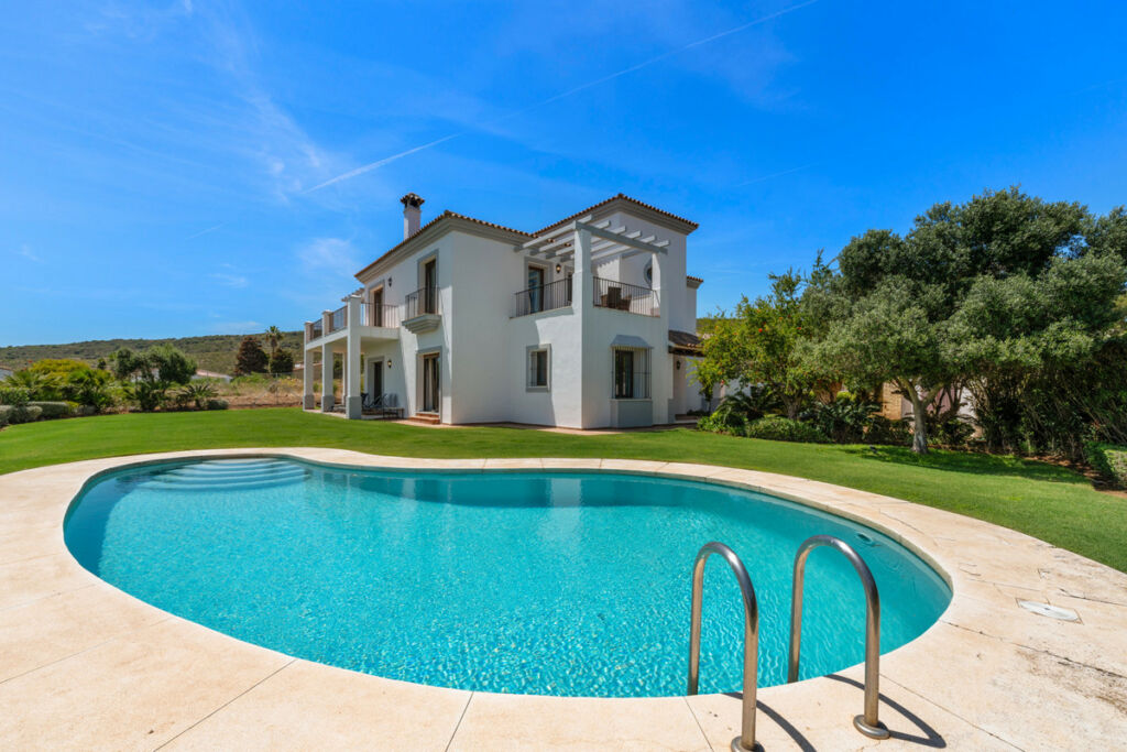 Detached Villa Sotogrande Cádiz - image 36