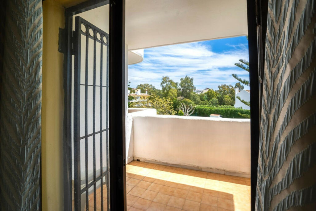 Duplex Calahonda Málaga - image 37