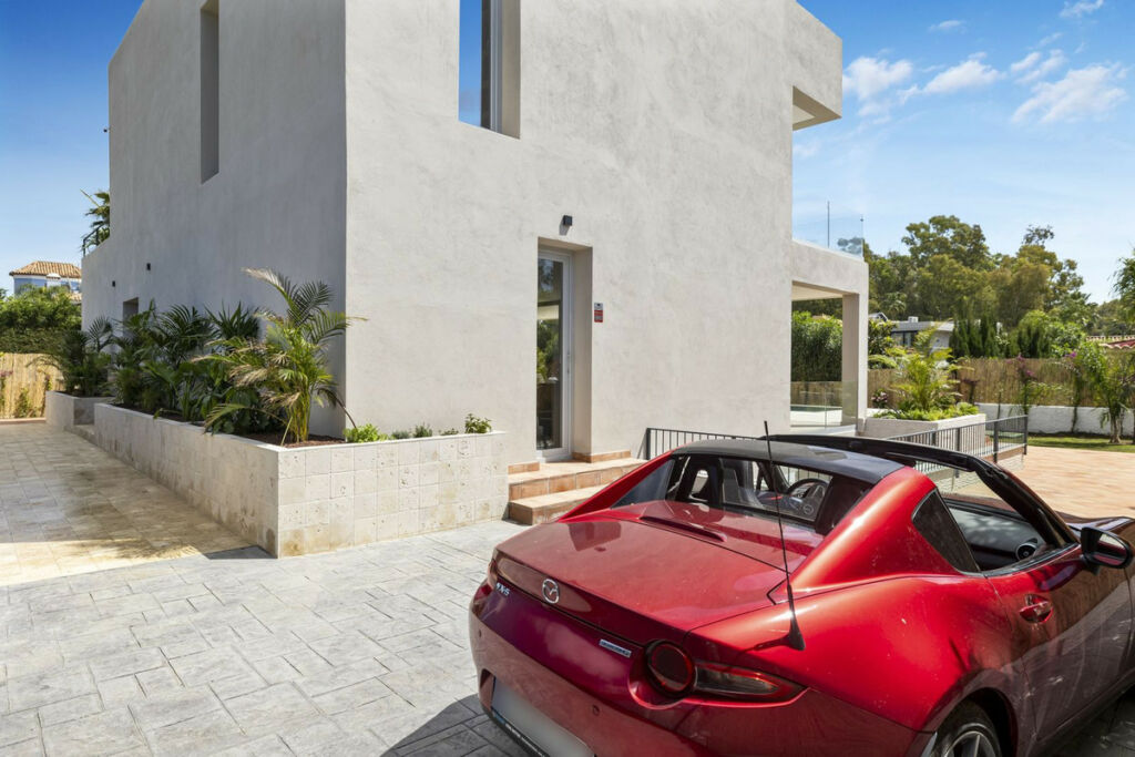 Detached Villa San Pedro de Alcántara Málaga - image 37