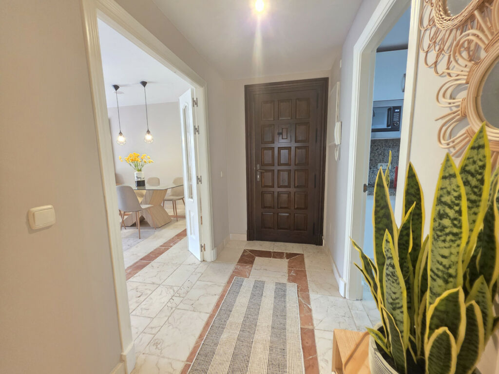 Ground Floor Apartment Estepona Málaga - image 37