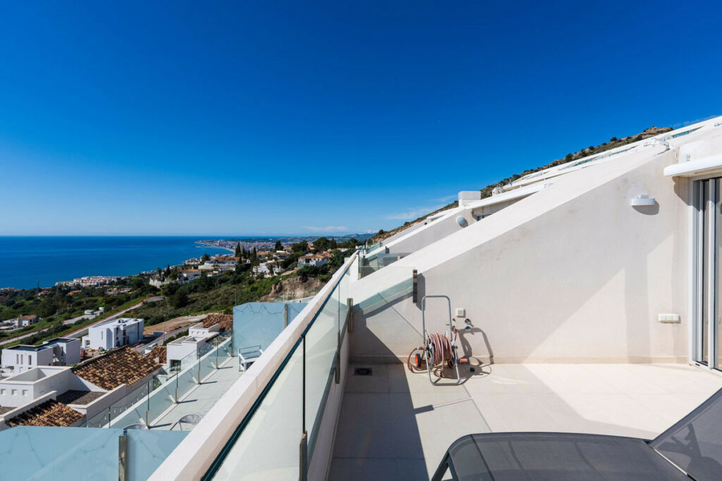 Penthouse Duplex Benalmadena Málaga - image 37