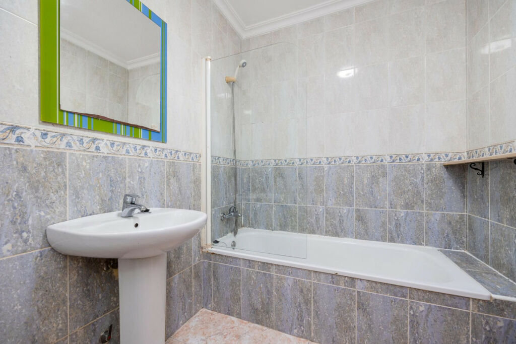 Townhouse Los Montesinos Alicante - image 37