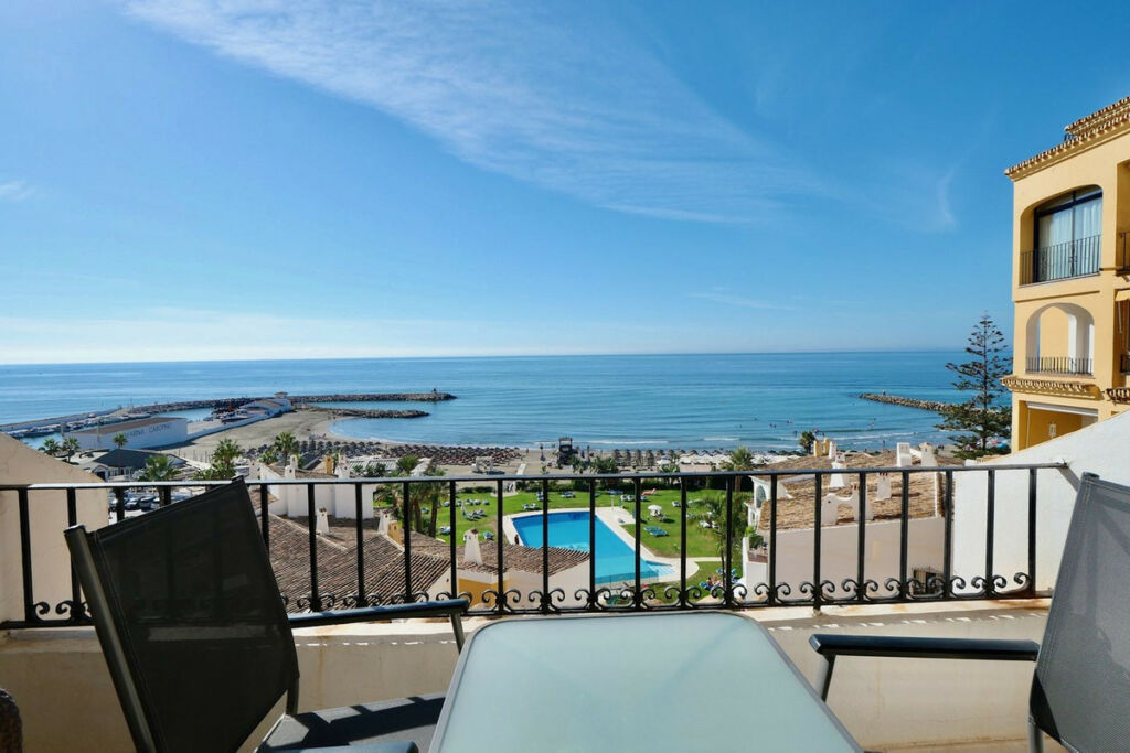 Top Floor Apartment Puerto de Cabopino Málaga - image 36