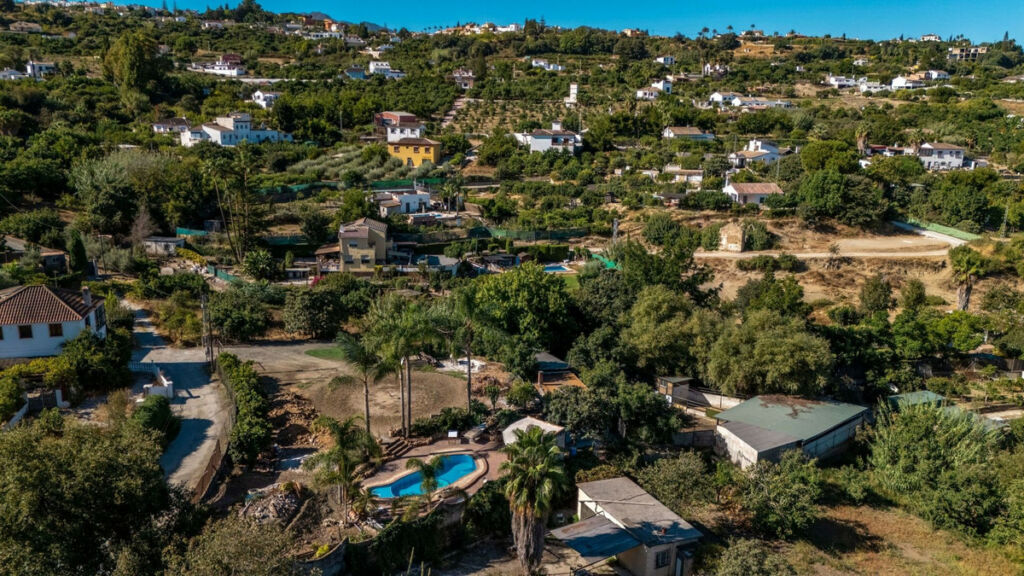 Detached Villa Coín Málaga - image 37