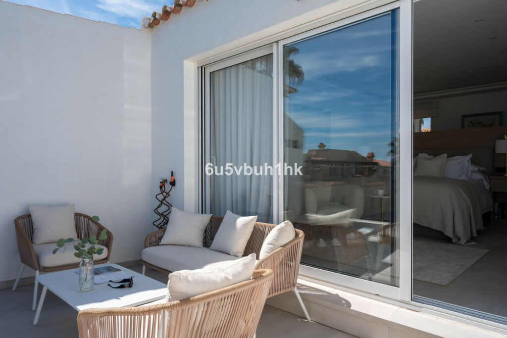 Townhouse Casares Málaga - image 37