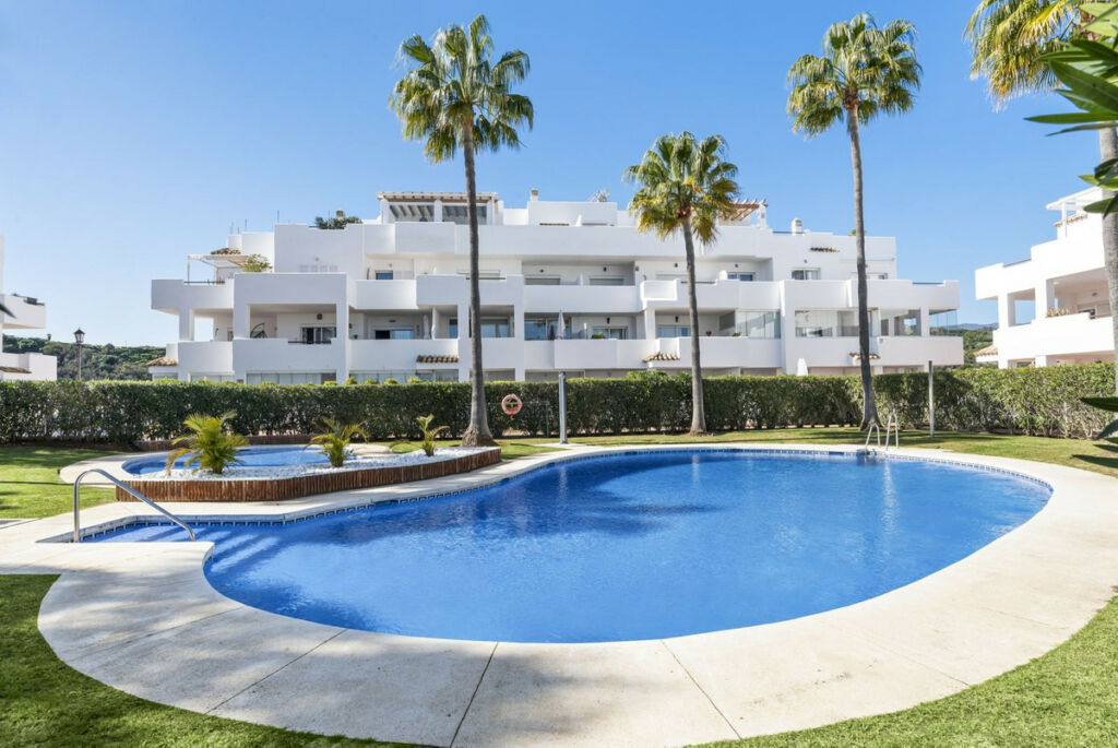 Ground Floor Apartment Estepona Málaga - image 37