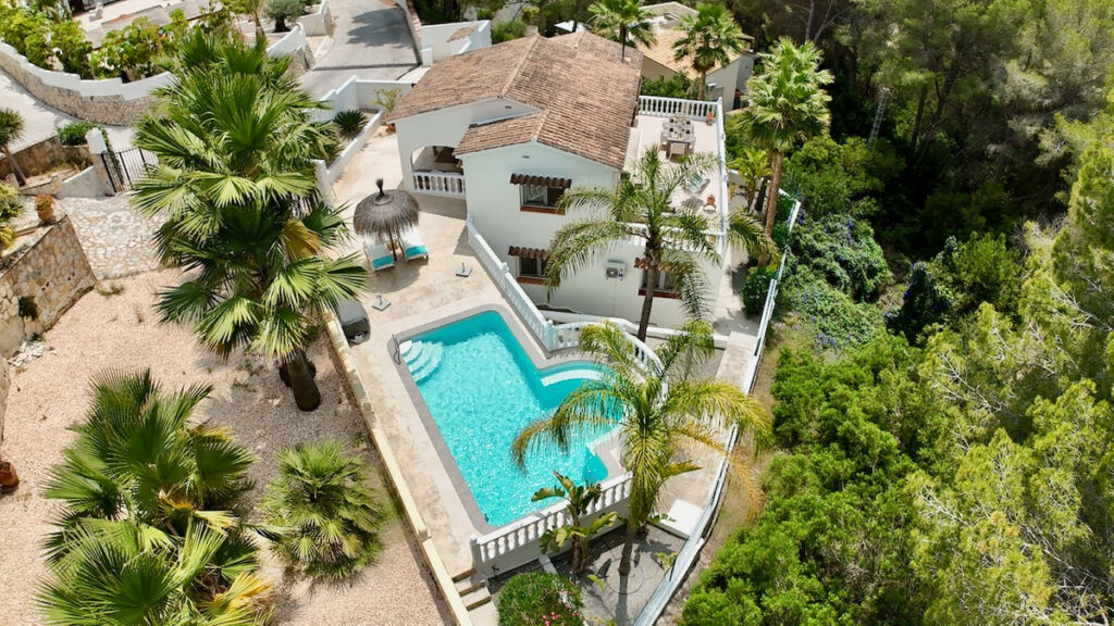 Detached Villa Montemar Alicante - image 37
