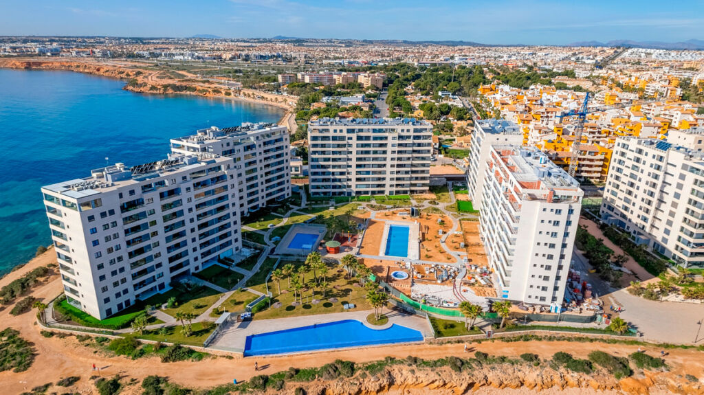 Middle Floor Apartment Punta Prima Alicante - image 37