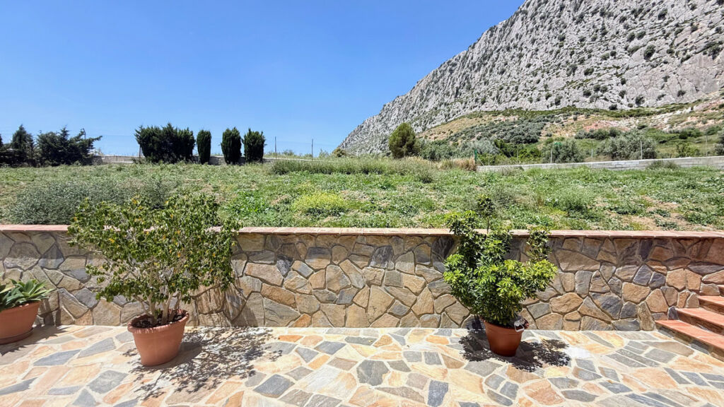 Detached Villa Valle de Abdalajis Málaga - image 36