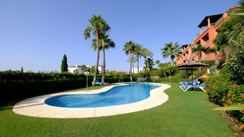 Middle Floor Apartment Los Flamingos Málaga - image 37