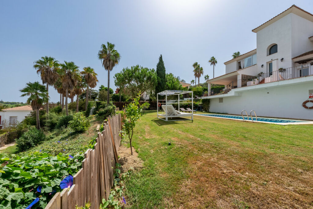 Detached Villa Sotogrande Alto Cádiz - image 37
