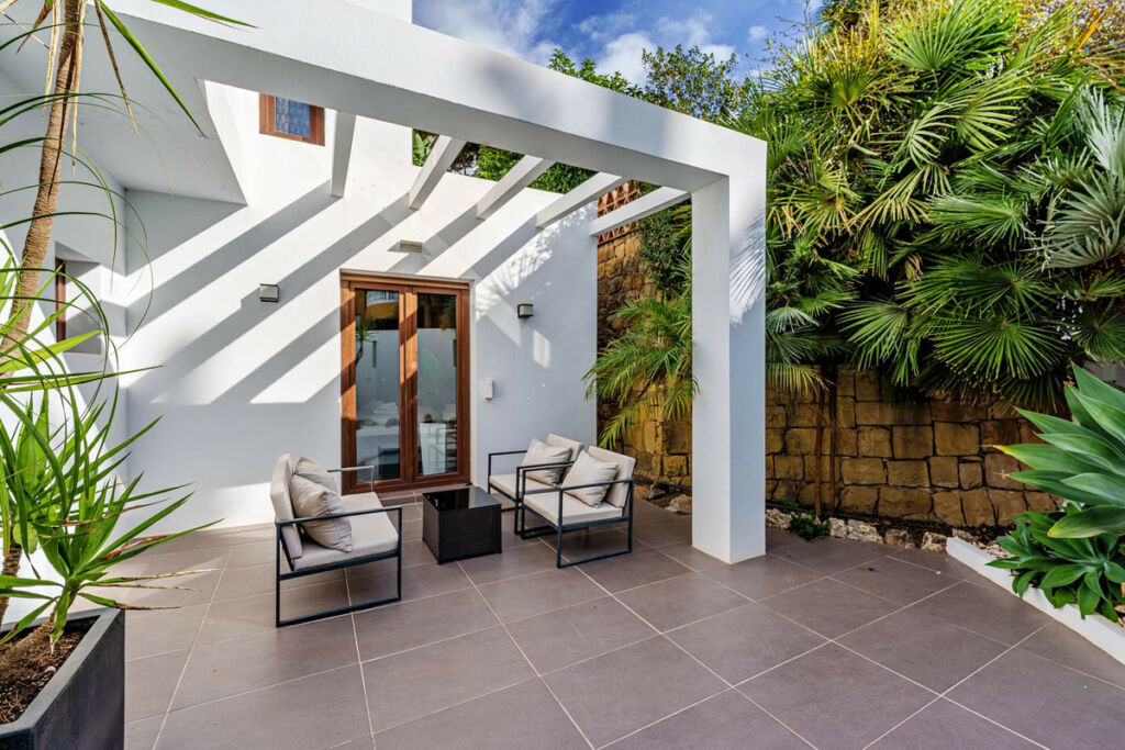 Detached Villa Marbella Málaga - image 38