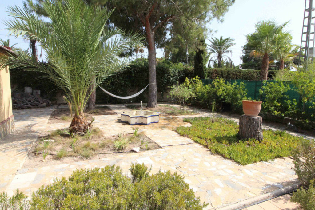 Detached Villa Valverde Alicante - image 38