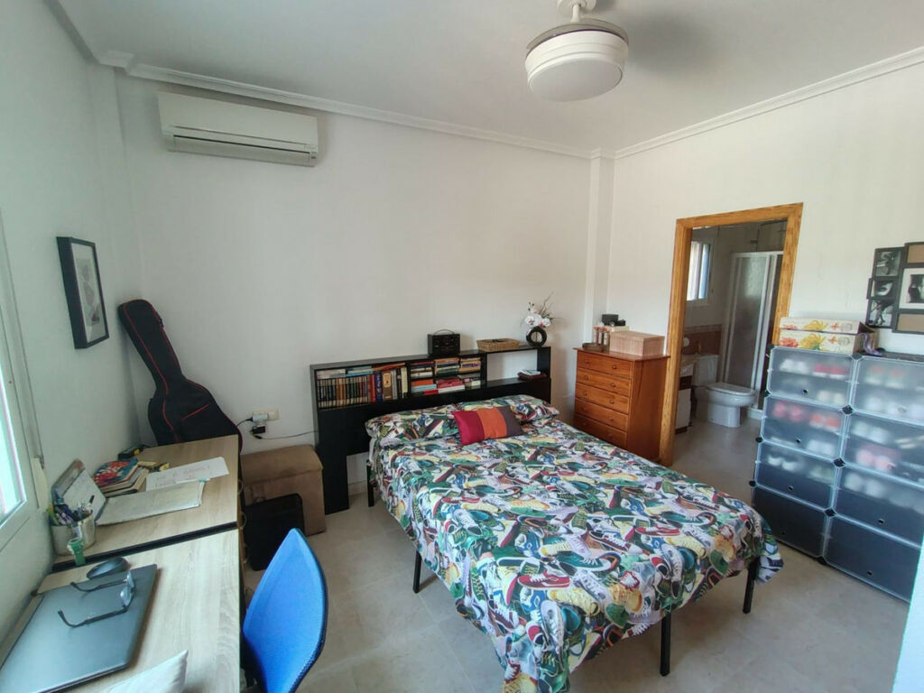 Detached Villa Bigastro Alicante - image 36