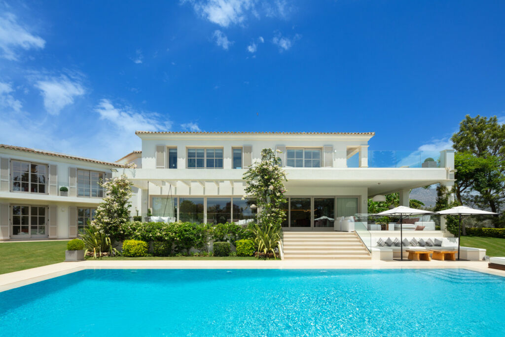 Detached Villa Aloha Málaga - image 38