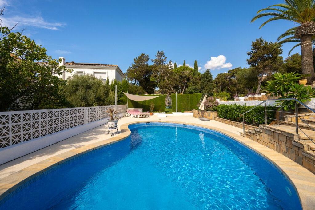 Detached Villa Marbesa Málaga - image 38