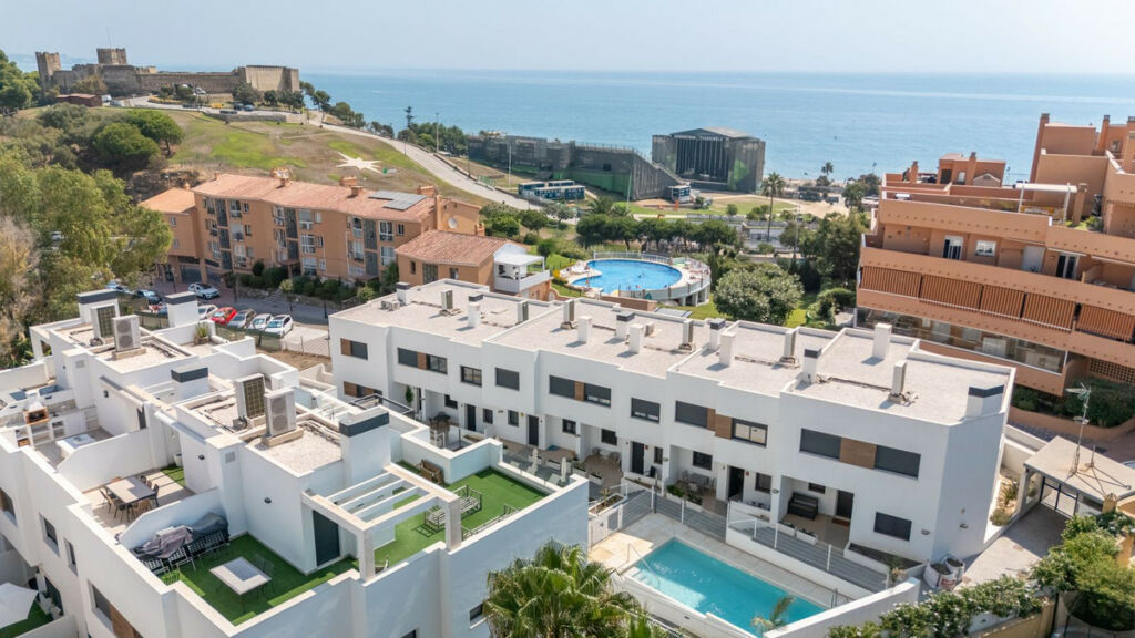Townhouse Fuengirola Málaga - image 38
