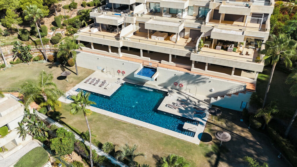 Middle Floor Apartment Nueva Andalucía Málaga - image 38