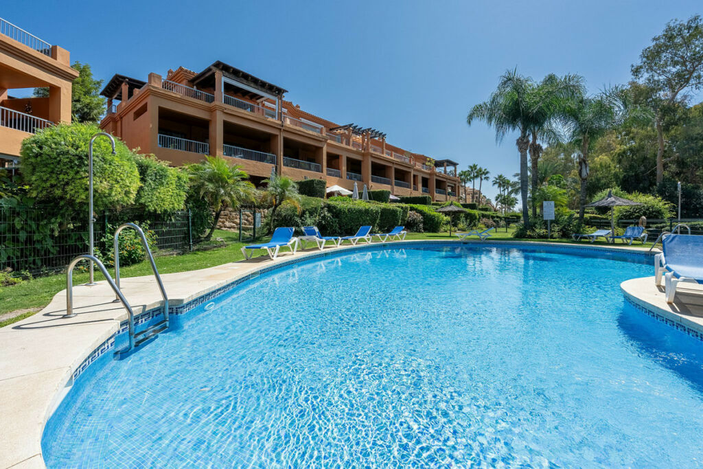 Ground Floor Apartment Estepona Málaga - image 38
