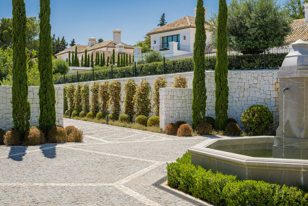 Detached Villa The Golden Mile Málaga - image 38