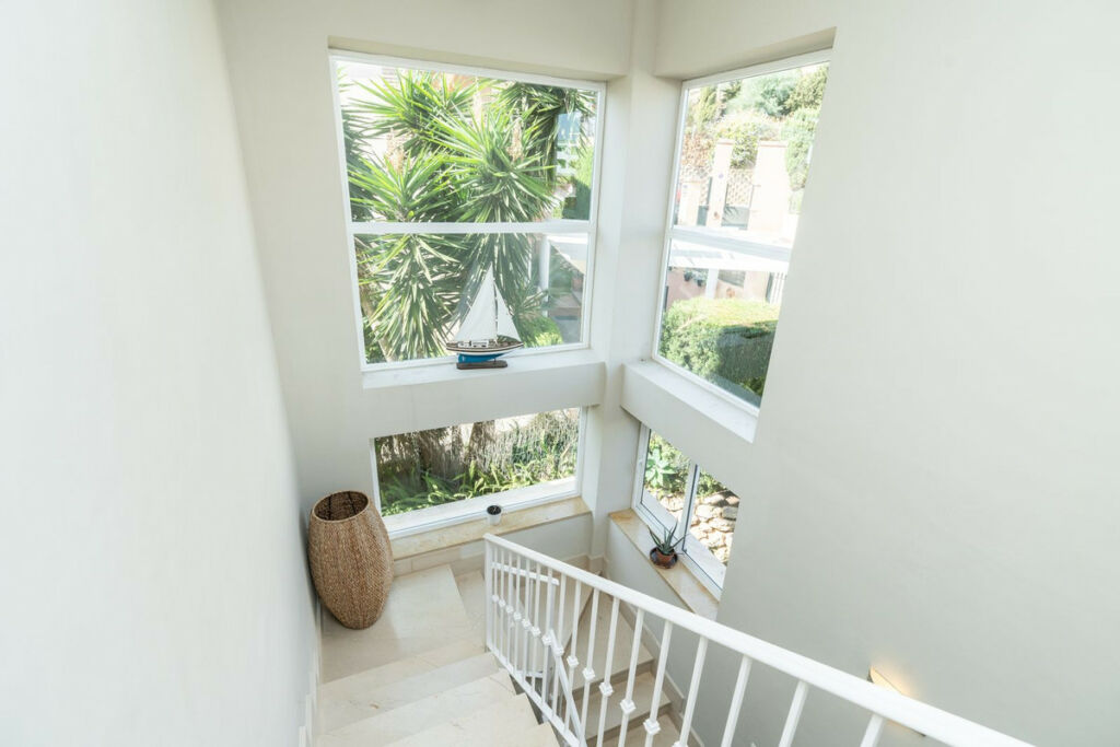 Detached Villa Riviera del Sol Málaga - image 37