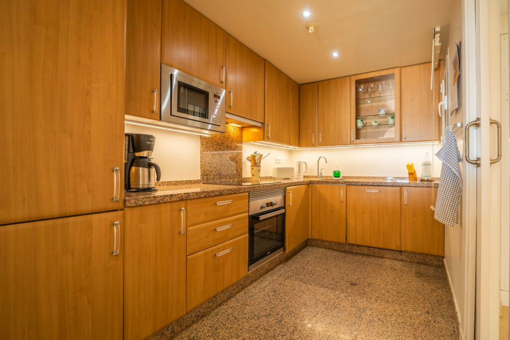 Ground Floor Apartment Estepona Málaga - image 38